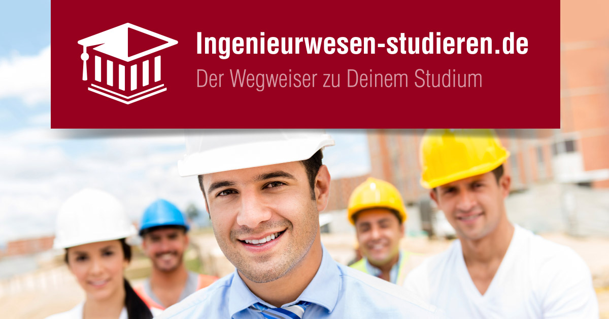 Ingenieure mit Helm auf einer Baustelle.